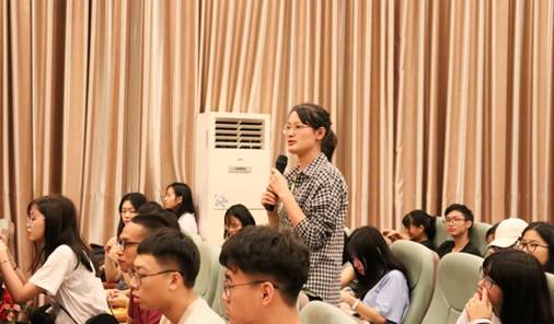 说明:C:\Documents and Settings\Administrator\桌面\10.22 华商方正校企启动合作 陈育锐 张淑萍\新建文件夹 (3)\员工代表.jpg
